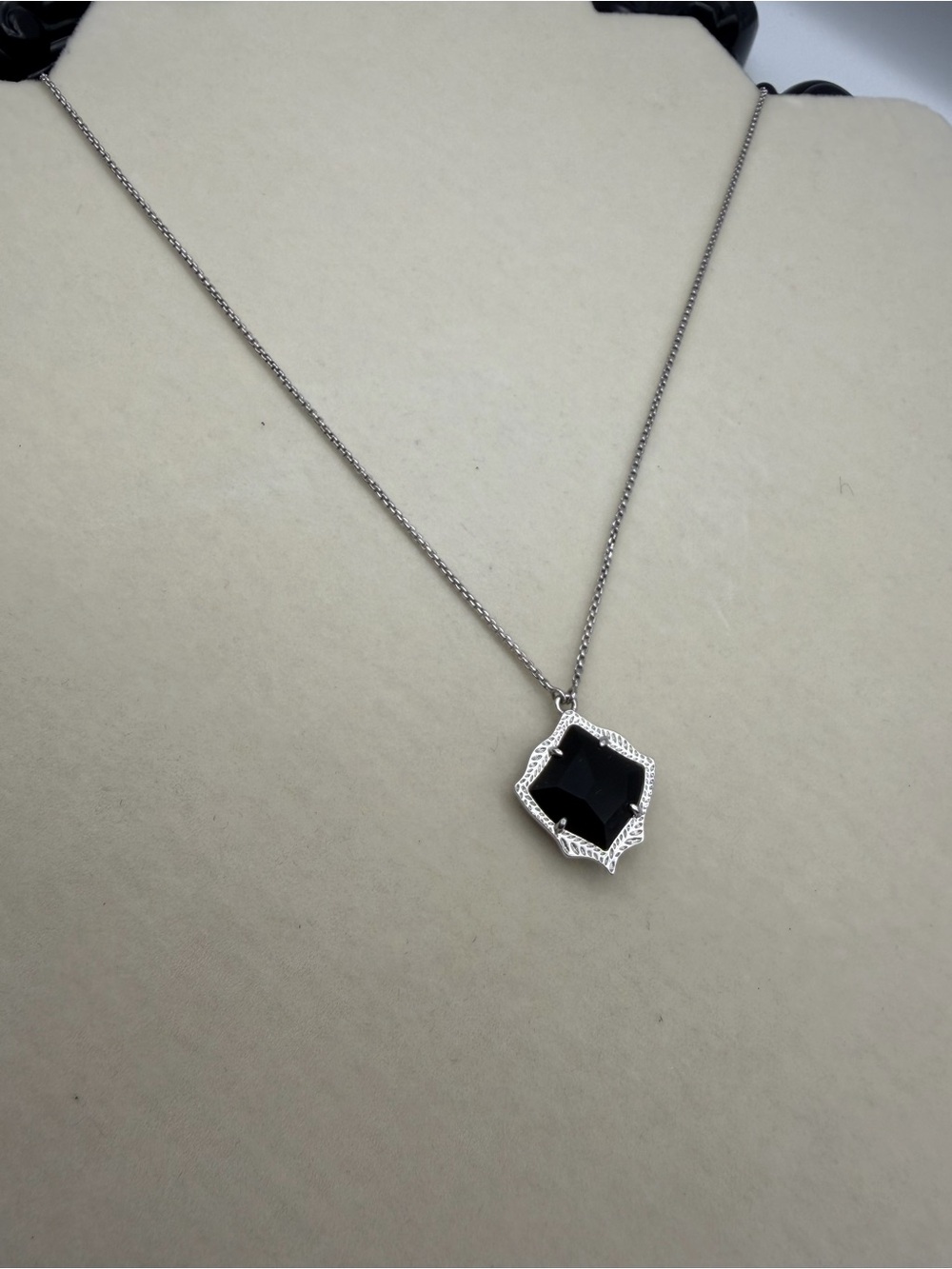 Kendra Scott Kacey Long Black Glass Pendant Necklace